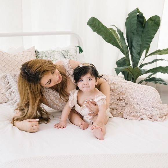 Meet your Posher, Rebeca - Picture 1 of 1